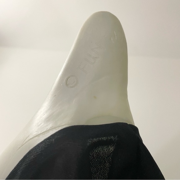 Scream Smiling Ghost Face Mask Fun World Div Glow in the Dark Halloween - Picture 11 of 16